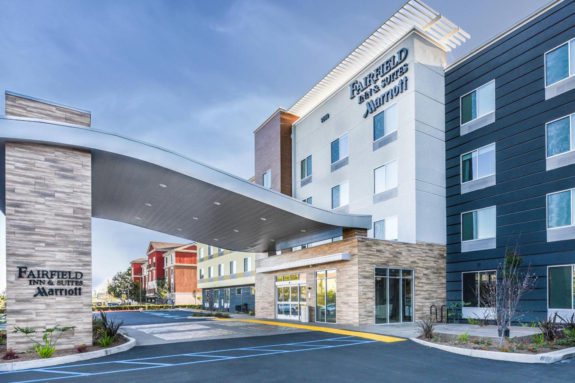 Fairfield Inn & Suites Ontario Rancho Cucamonga Exteriér fotografie